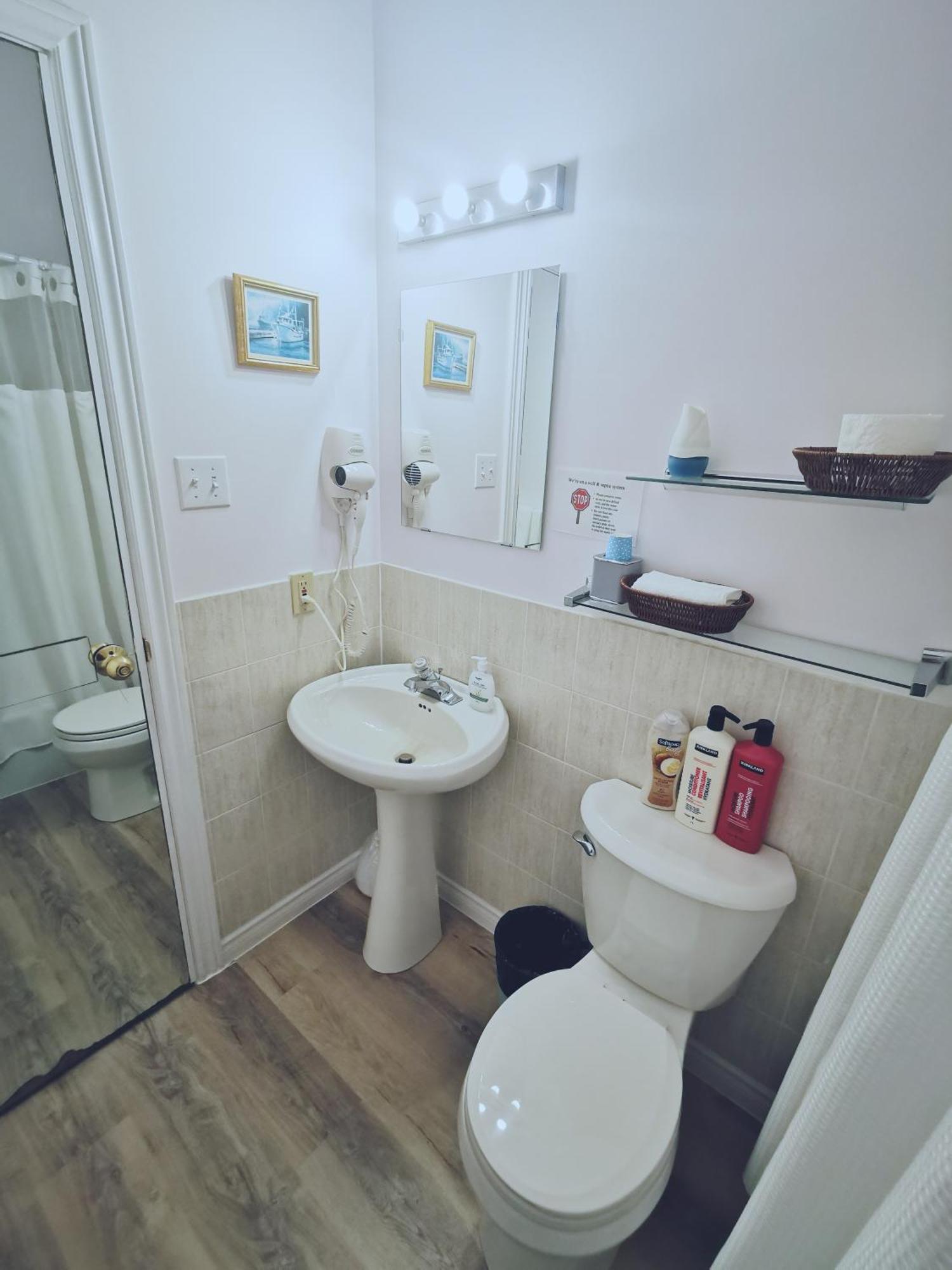 181 Oceanside Inn Peggy's Cove Bagian luar foto